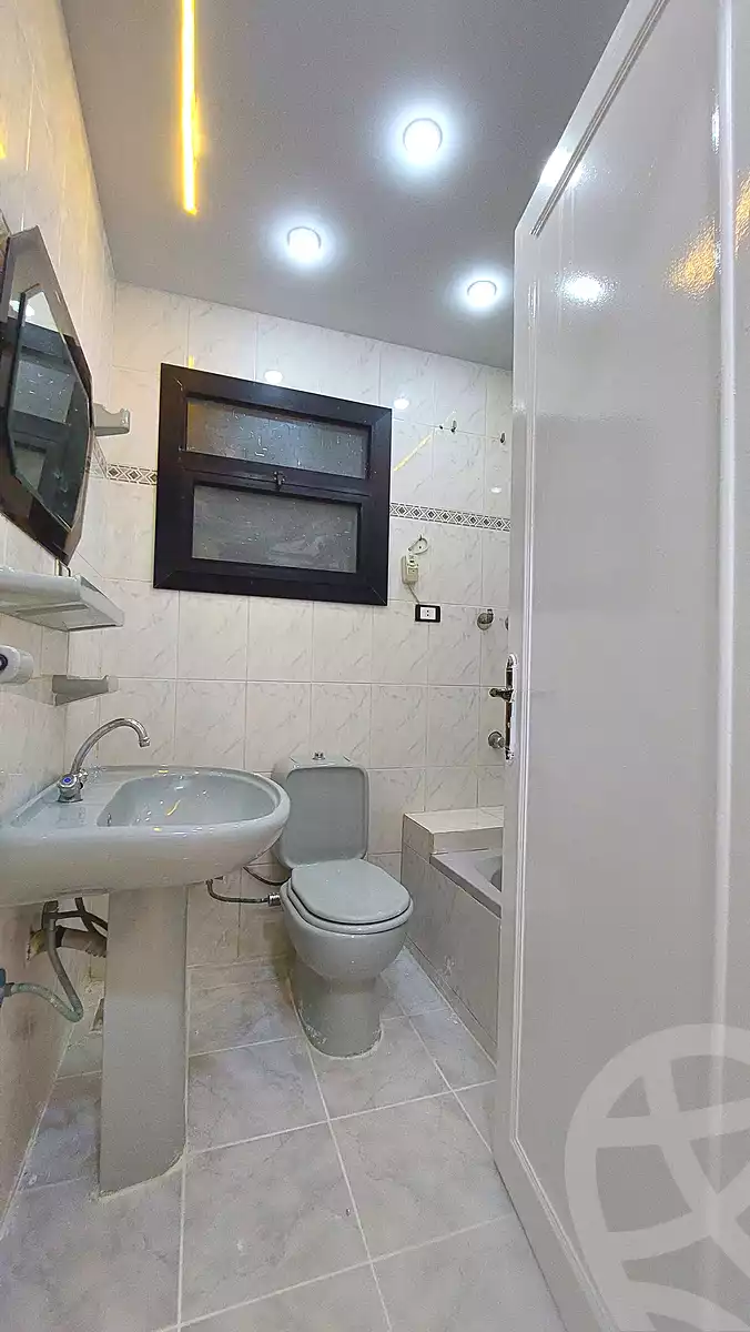https://aqarmap.com.eg/ar/listing/6894821-for-sale-alexandria-al-agamy-shataa-el-nakheel