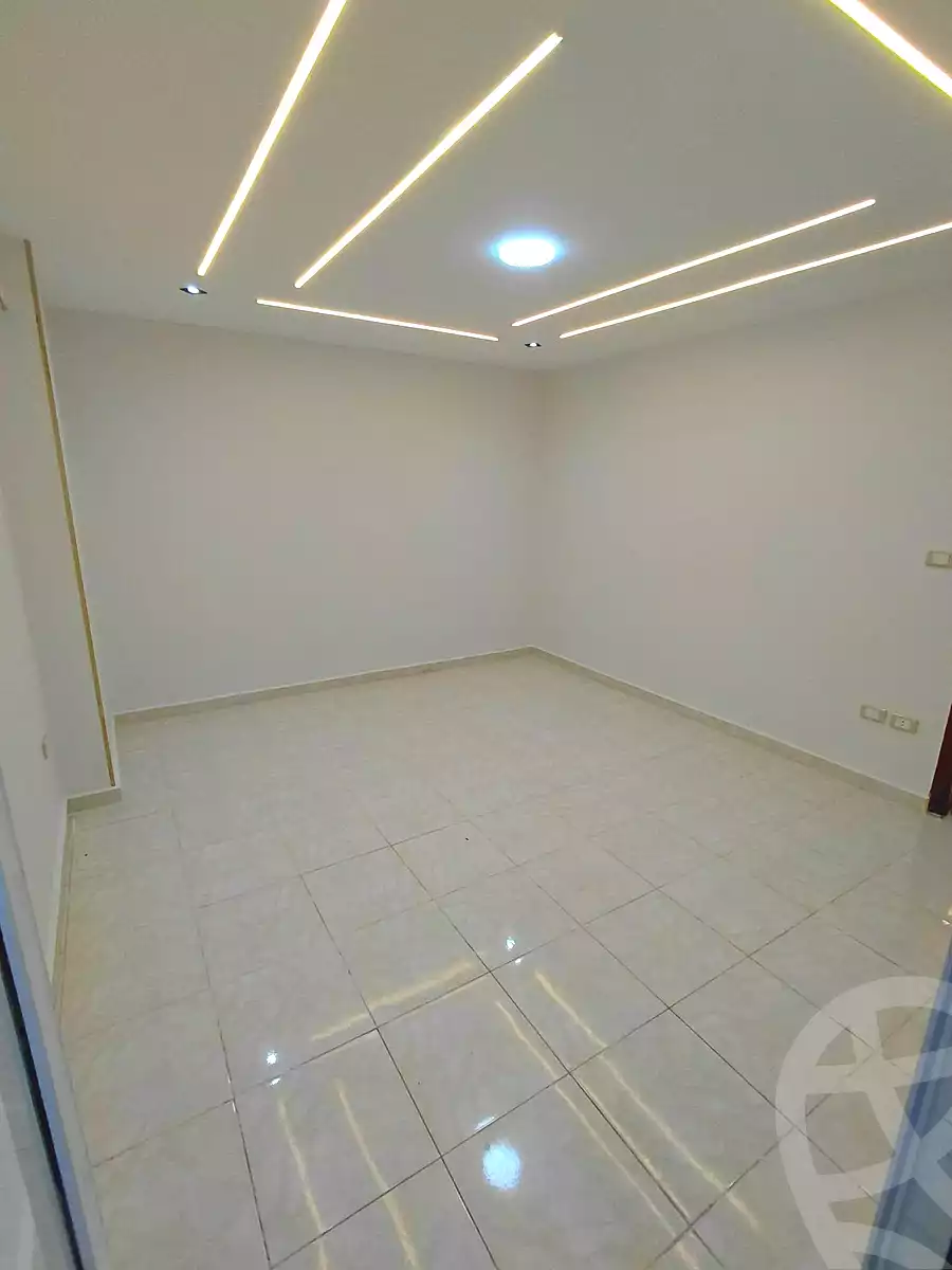 https://aqarmap.com.eg/ar/listing/6895252-for-sale-alexandria-sydy-bshr-sydy-bshr-bhry-shr-mhmwd-l-yswy