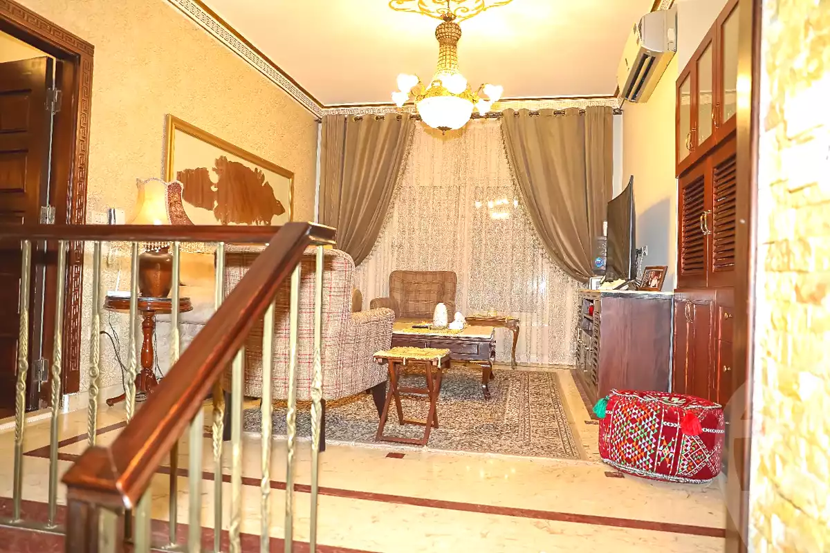 https://aqarmap.com.eg/ar/listing/6895449-for-sale-cairo-6th-of-october-garb-someed-neighborhood-1st