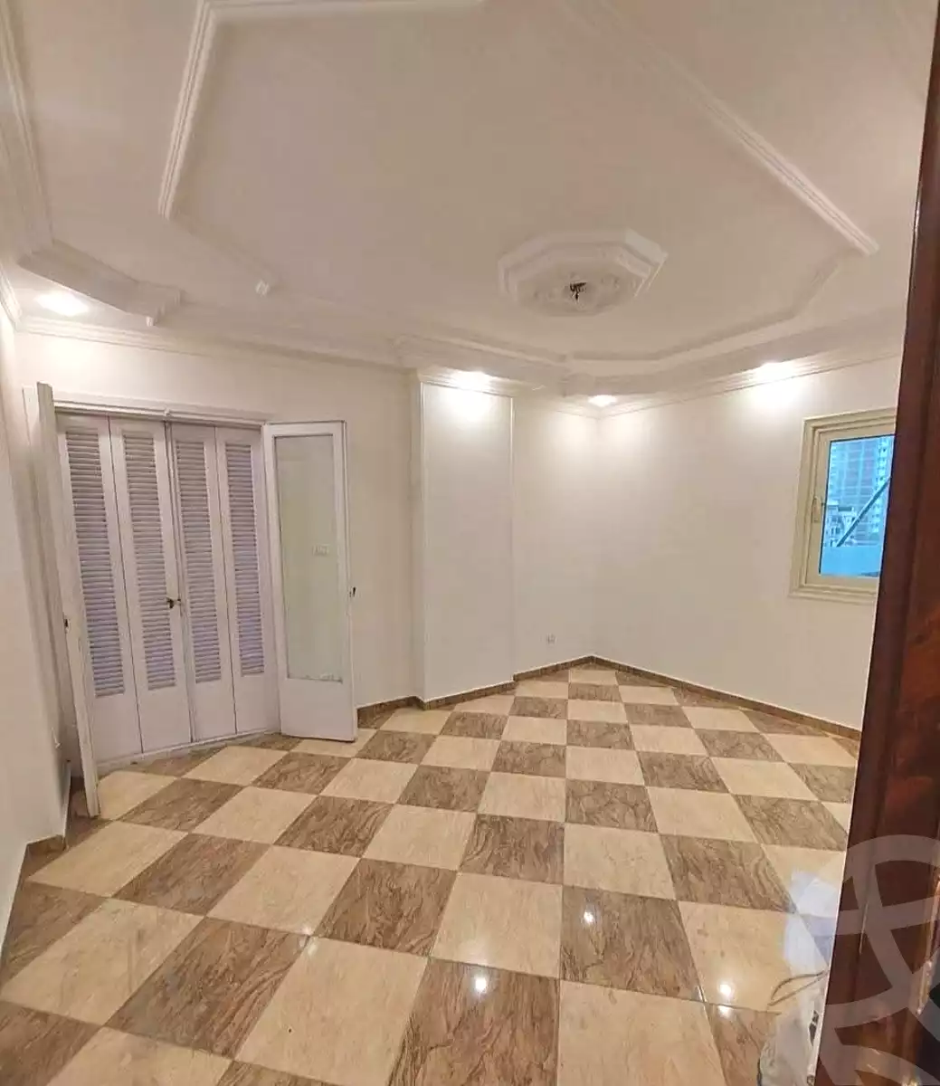 https://aqarmap.com.eg/en/listing/6895697-for-sale-alexandria-el-asafra-l-sfr-qbly