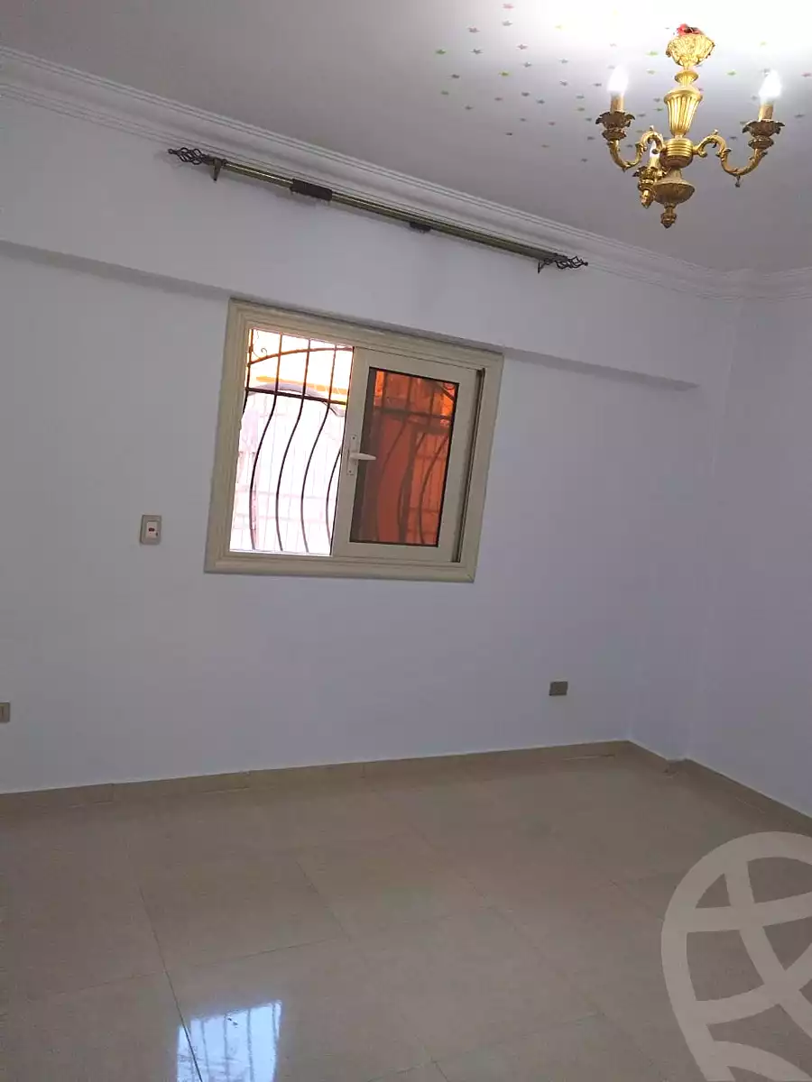 https://aqarmap.com.eg/ar/listing/6895762-for-rent-cairo-6th-of-october-compounds-pyramids-walk