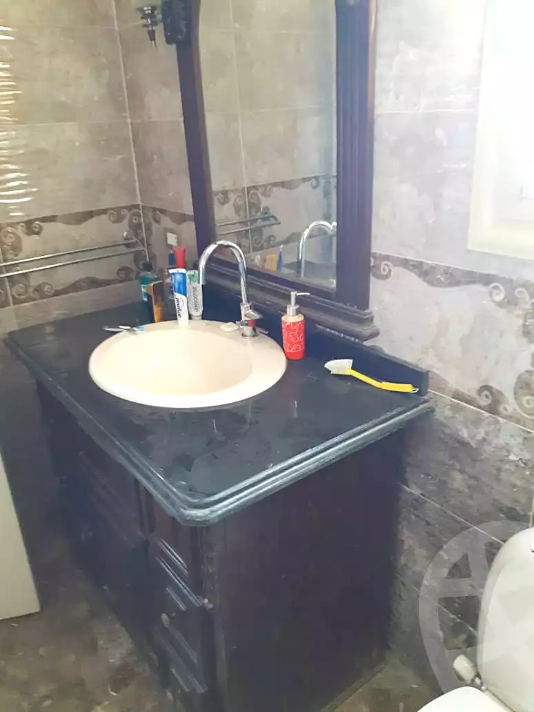 https://aqarmap.com.eg/ar/listing/6895906-for-sale-cairo-new-cairo-compounds-moon-valley