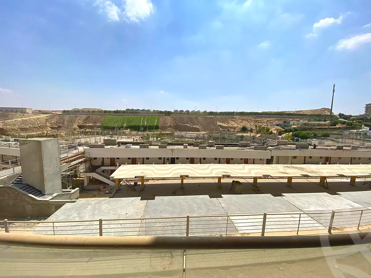 https://aqarmap.com.eg/ar/listing/6896800-for-sale-cairo-new-cairo-compounds-mwntn-fyw-y-syty-club-park-mountain-view-icity