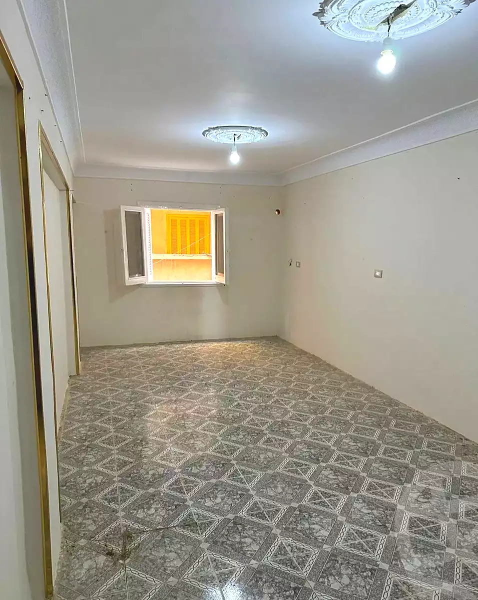 https://aqarmap.com.eg/ar/listing/6896973-for-sale-alexandria-al-agamy-el-hanouvel-radwan-st