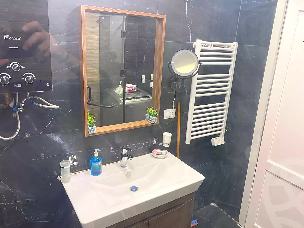 https://aqarmap.com.eg/en/listing/6897644-for-rent-cairo-new-cairo-lrhb-city-mtdd-lrhb-radwan-allam-st