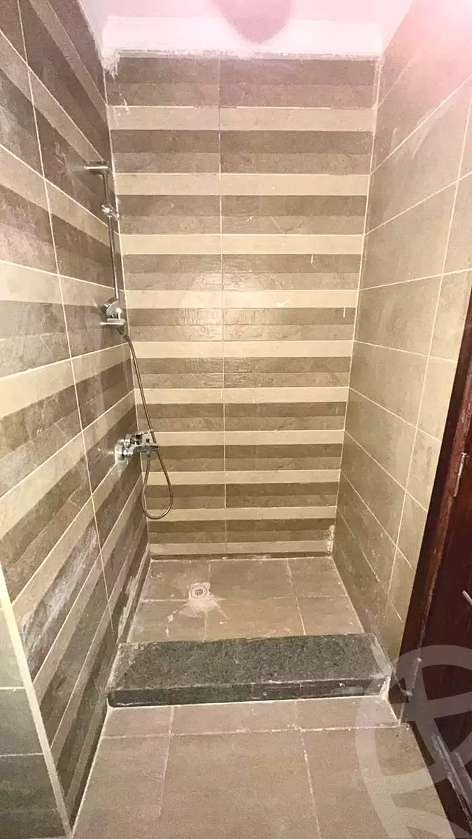 https://aqarmap.com.eg/ar/listing/6897666-for-rent-cairo-old-cairo-el-fostat-lfstt-ljdyd-arabesque-compound-sed
