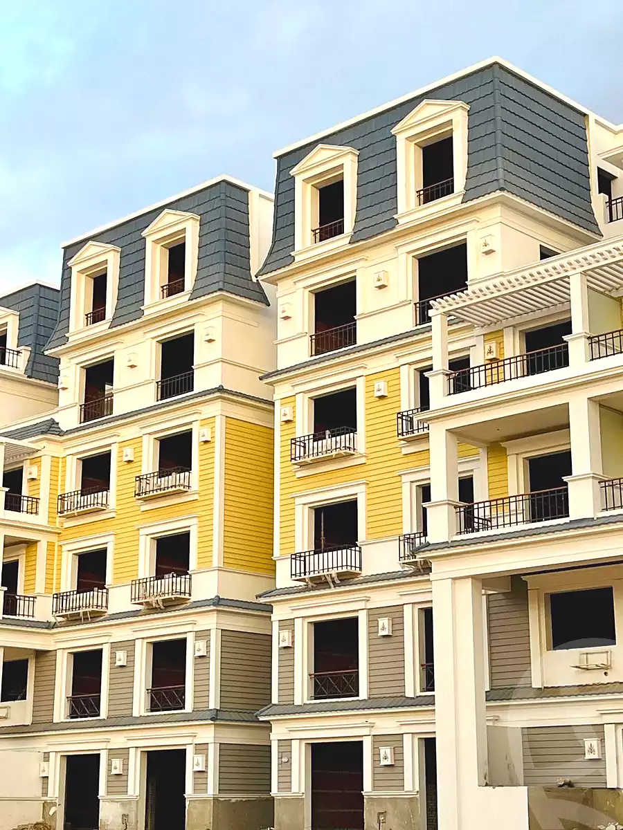 https://aqarmap.com.eg/en/listing/6898048-for-sale-cairo-new-cairo-compounds-mountain-view1-1-compound