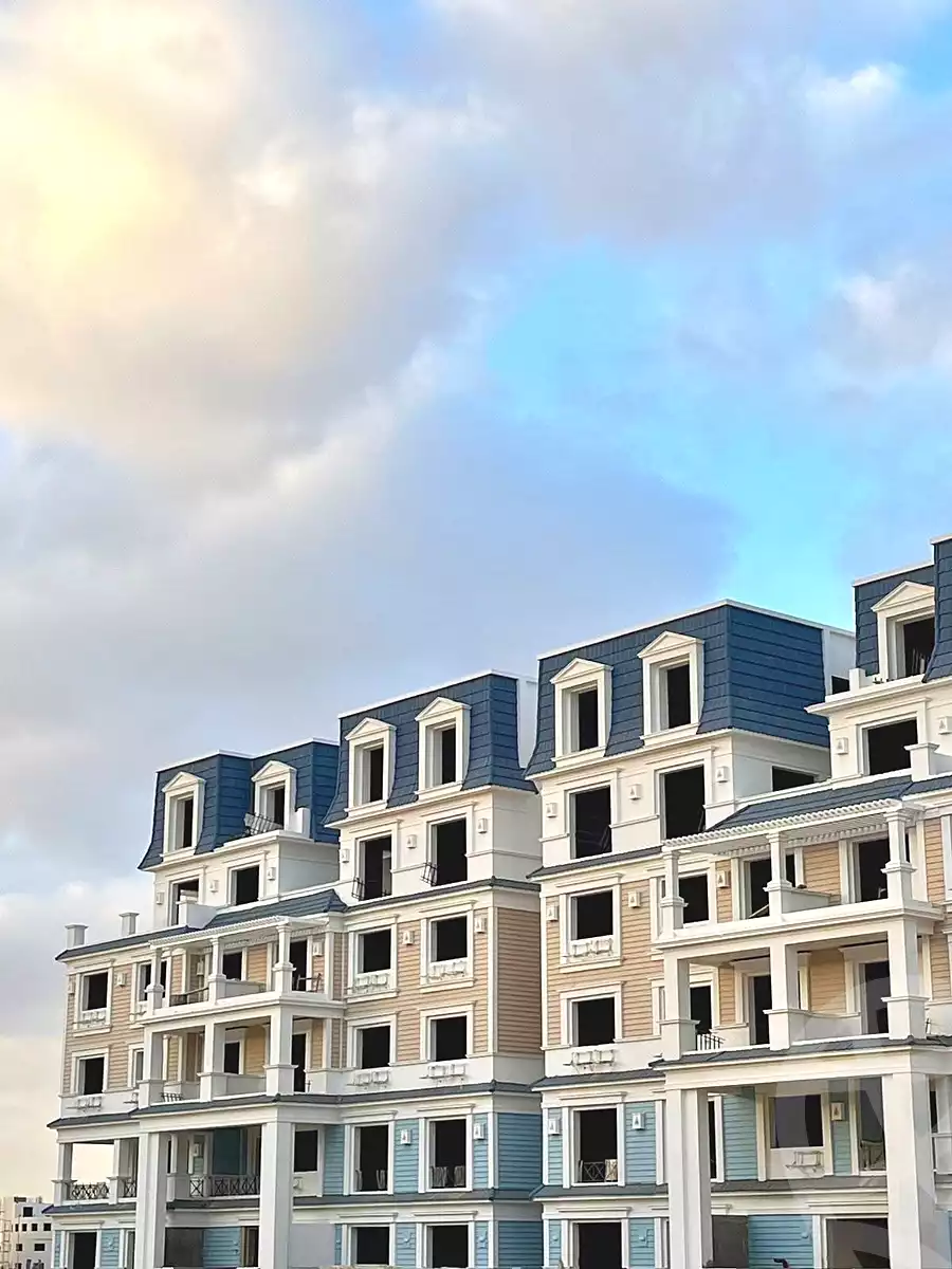 https://aqarmap.com.eg/en/listing/6898048-for-sale-cairo-new-cairo-compounds-mountain-view1-1-compound