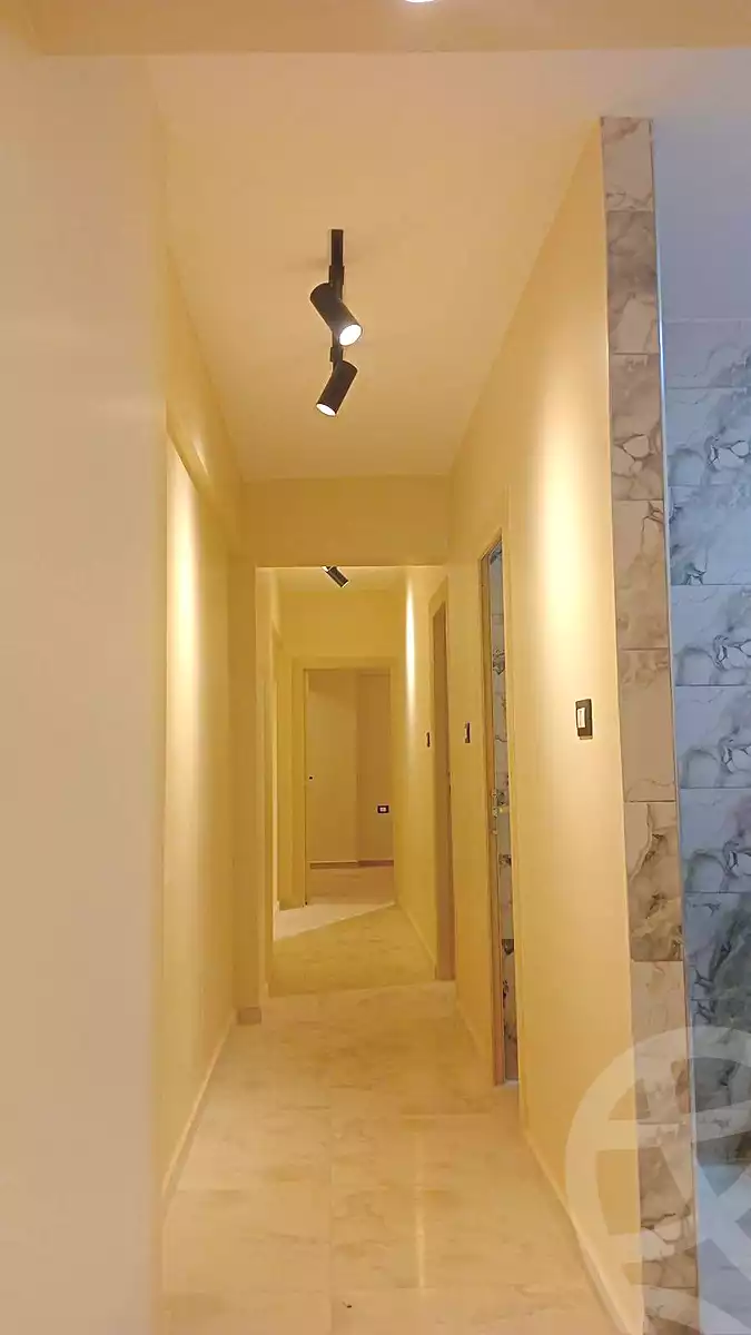 https://aqarmap.com.eg/ar/listing/6898290-for-sale-alexandria-al-agamy-bw-ywsf