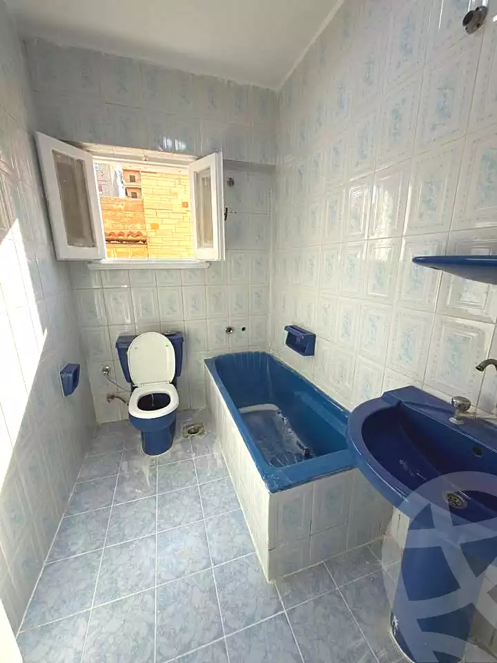 https://aqarmap.com.eg/ar/listing/6898453-for-sale-alexandria-al-agamy-shataa-el-nakheel