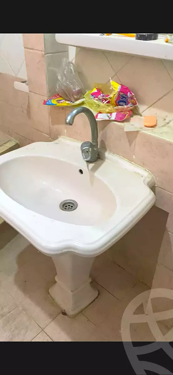 https://aqarmap.com.eg/en/listing/6898582-for-sale-cairo-hadayek-el-koba-hamamat-el-koba
