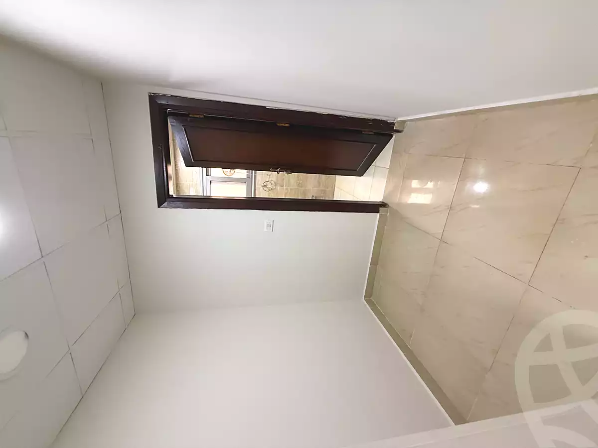 https://aqarmap.com.eg/ar/listing/6898882-for-rent-cairo-6th-of-october-lhsry