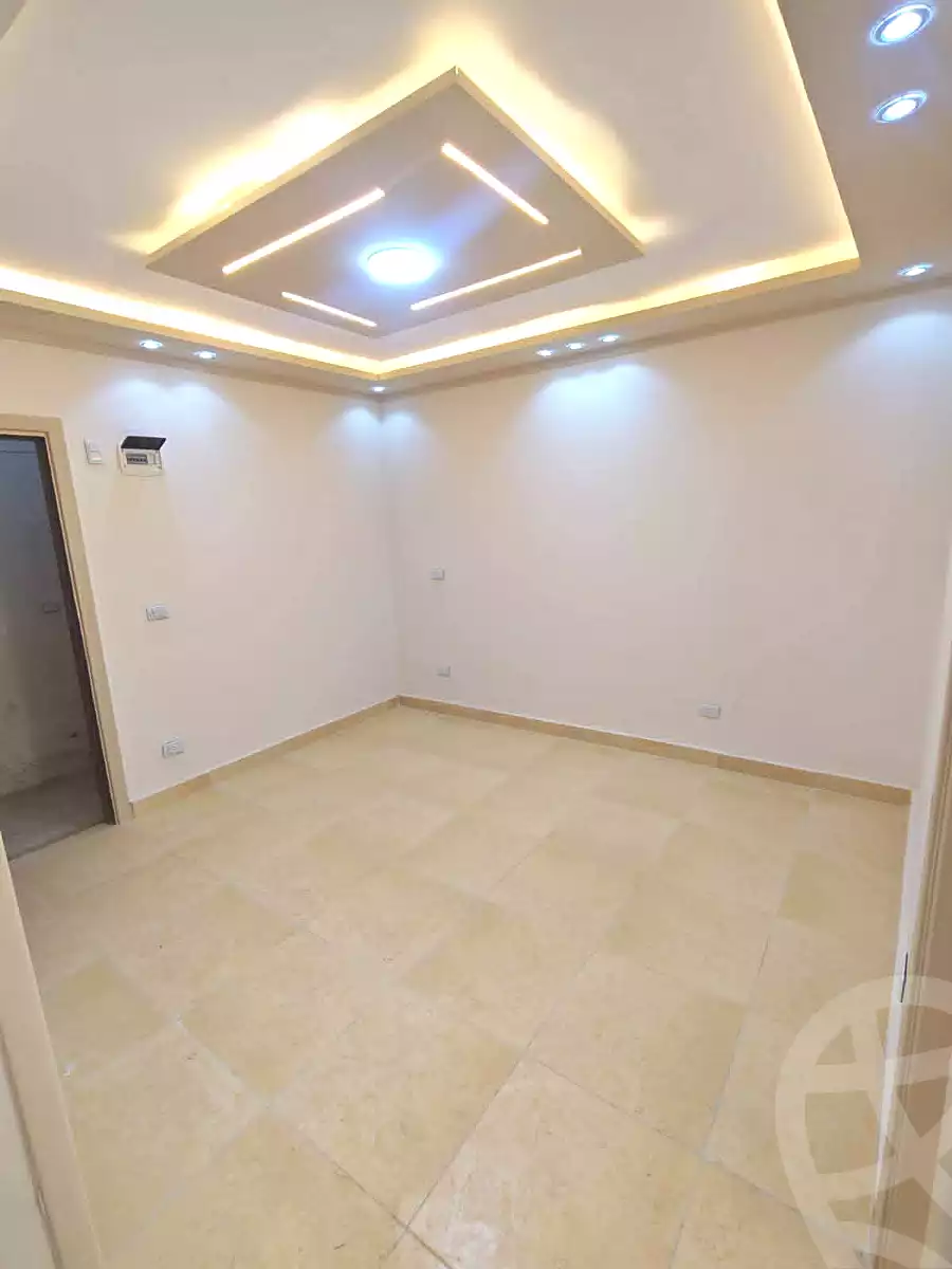 https://aqarmap.com.eg/ar/listing/6898899-for-sale-alexandria-al-agamy-el-hanouvel-al-haded-we-al-soulb-st