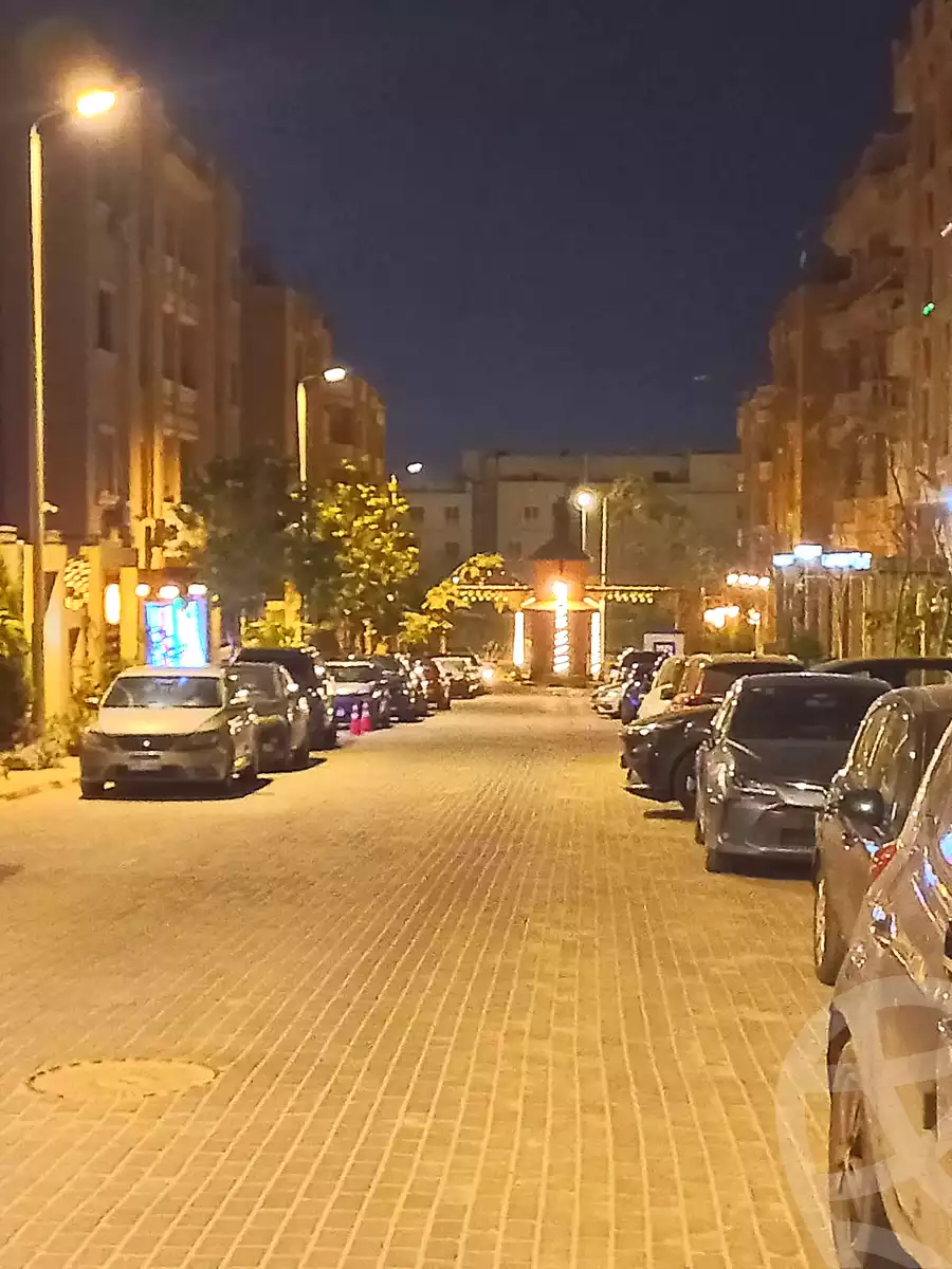 https://aqarmap.com.eg/en/listing/6899959-for-sale-cairo-new-cairo-compounds-grand-caesar-thiqa