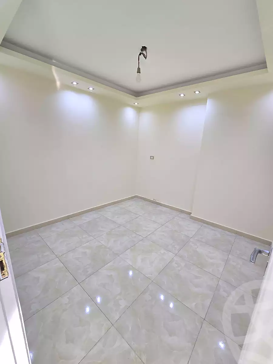 https://aqarmap.com.eg/ar/listing/6900362-for-sale-alexandria-sydy-bshr-sydy-bshr-bhry-shr-mhmwd-l-yswy