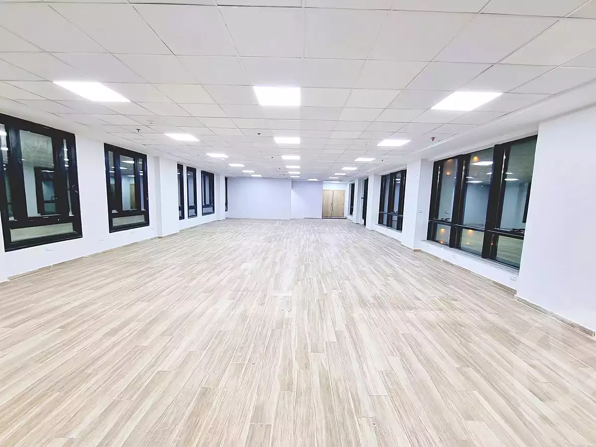 https://aqarmap.com.eg/ar/listing/6900785-for-rent-cairo-new-cairo-90th-street-side-street-off-90th-street