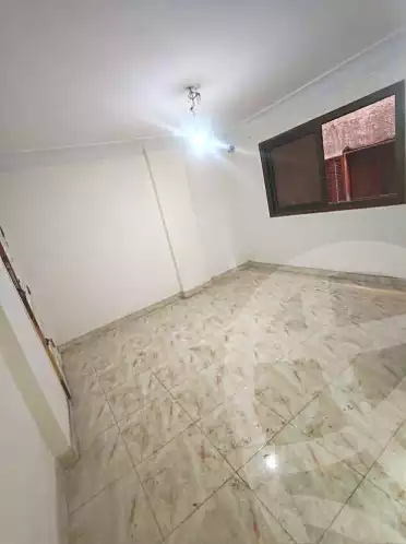 https://aqarmap.com.eg/ar/listing/6900884-for-sale-alexandria-al-agamy-el-hanouvel