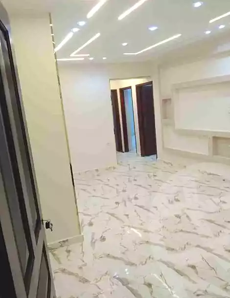 https://aqarmap.com.eg/ar/listing/6901028-for-sale-alexandria-al-agamy-el-hanouvel-el-zahraa-city-st