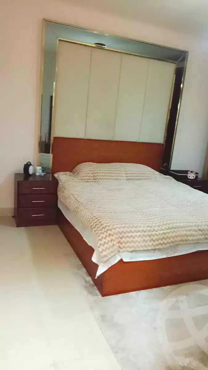 https://aqarmap.com.eg/ar/listing/6901341-for-rent-cairo-el-sheikh-zayed-city-el-hay-el-thany-ashaer