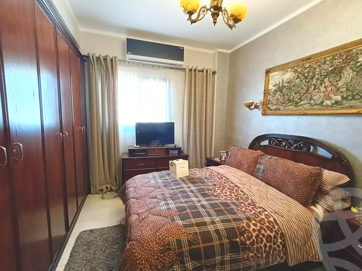 https://aqarmap.com.eg/en/listing/6901445-for-sale-cairo-el-sheikh-zayed-city-el-hay-elsabeaa-lbstn
