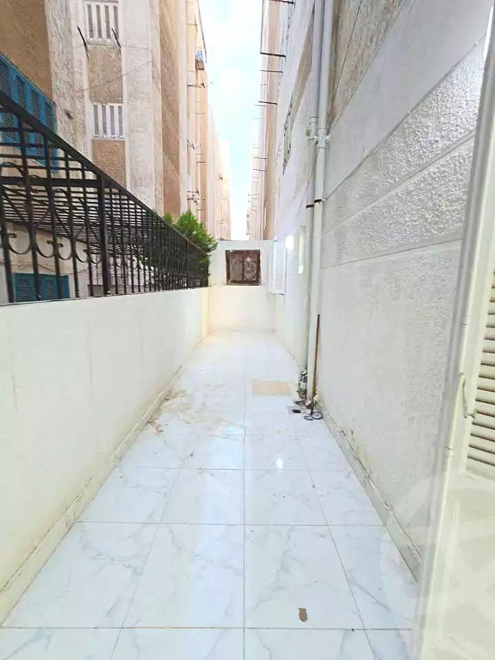 https://aqarmap.com.eg/en/listing/6901505-for-sale-alexandria-al-agamy-shataa-el-nakheel