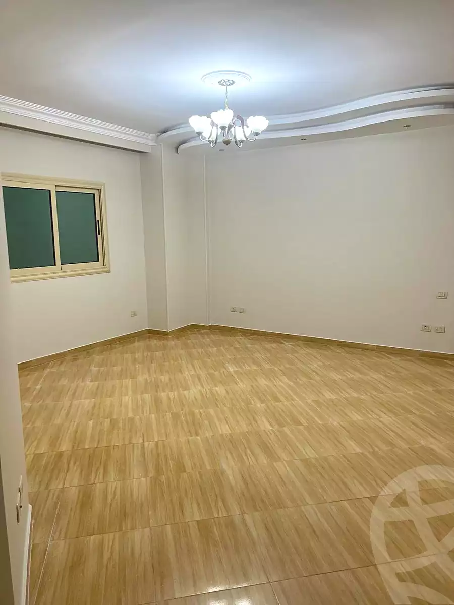 https://aqarmap.com.eg/ar/listing/6901611-for-rent-cairo-6th-of-october-el-hay-el-motamyz-el-motamayez-neighborhood-abd-el-moneim-riad-st