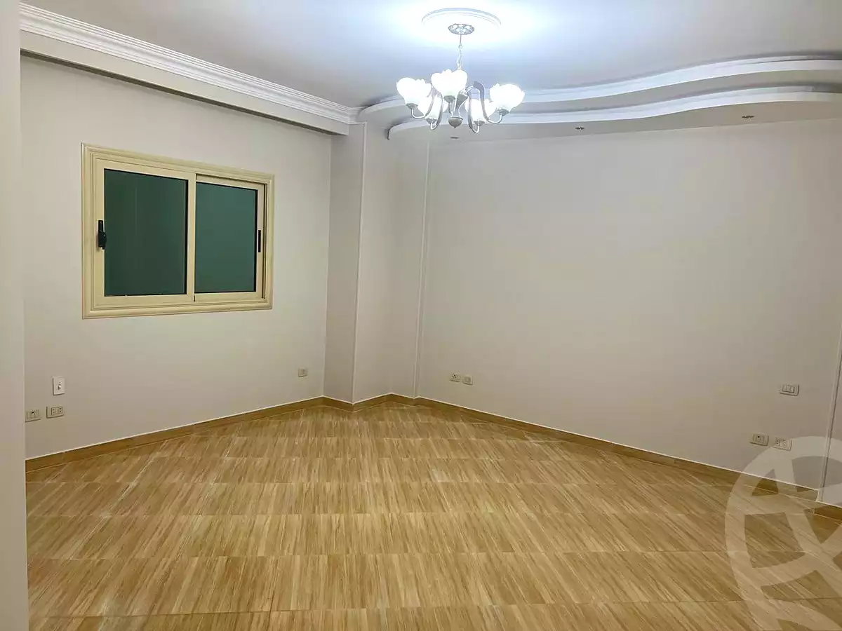 https://aqarmap.com.eg/ar/listing/6901611-for-rent-cairo-6th-of-october-el-hay-el-motamyz-el-motamayez-neighborhood-abd-el-moneim-riad-st