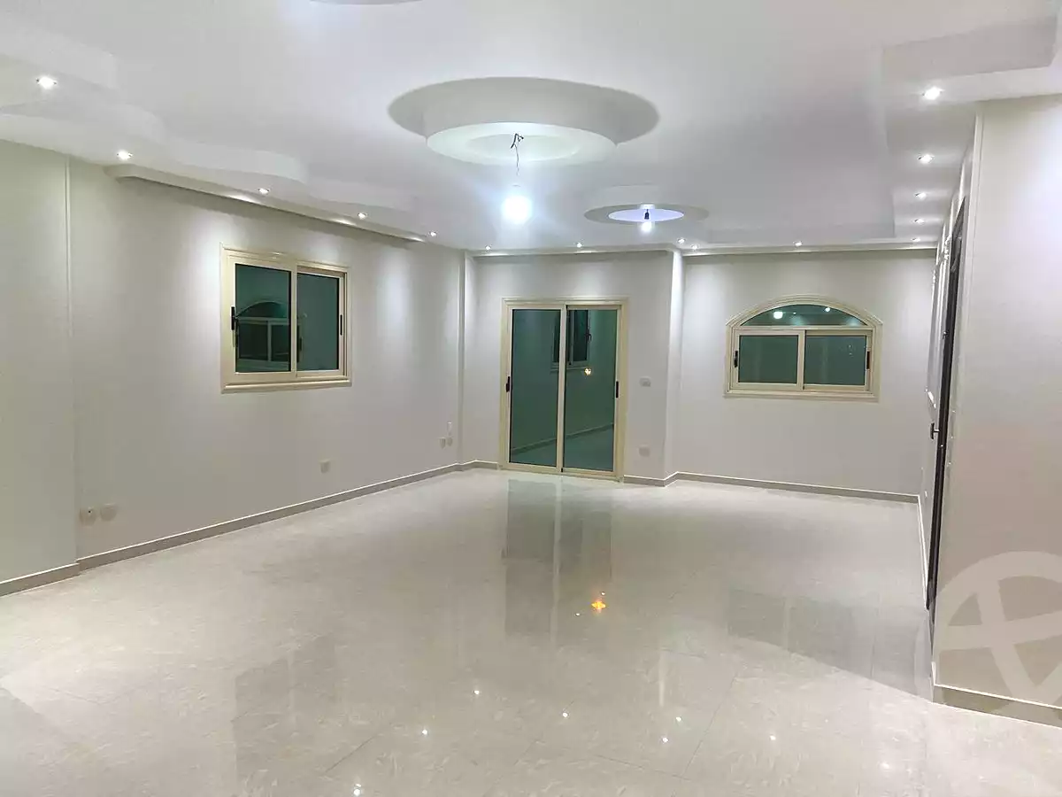 https://aqarmap.com.eg/ar/listing/6901611-for-rent-cairo-6th-of-october-el-hay-el-motamyz-el-motamayez-neighborhood-abd-el-moneim-riad-st