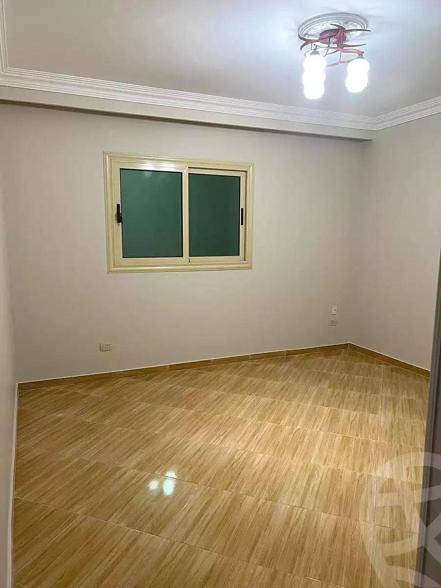 https://aqarmap.com.eg/ar/listing/6901611-for-rent-cairo-6th-of-october-el-hay-el-motamyz-el-motamayez-neighborhood-abd-el-moneim-riad-st