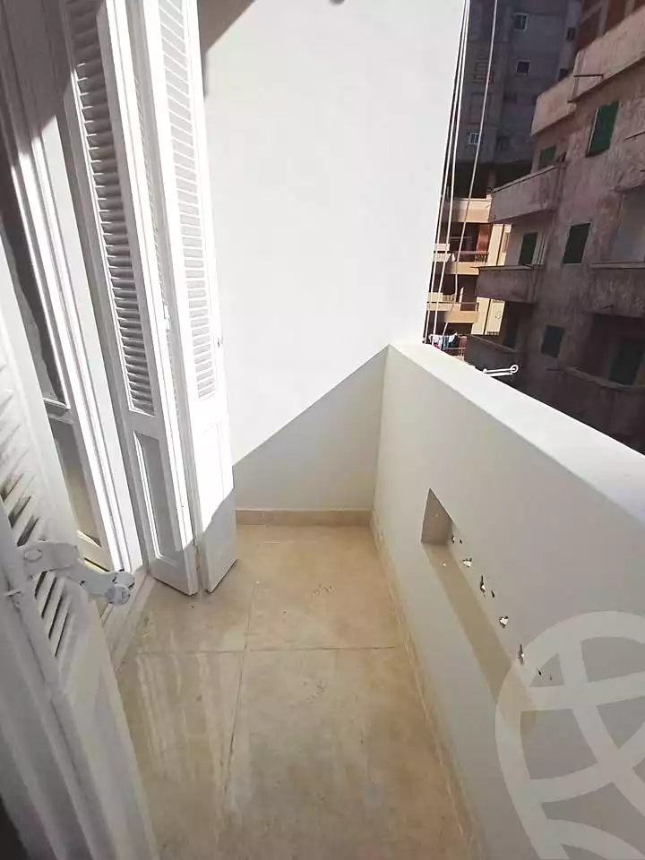 https://aqarmap.com.eg/ar/listing/6901718-for-sale-alexandria-sydy-bshr-sydy-bshr-bhry-gamal-abd-el-nasir-st
