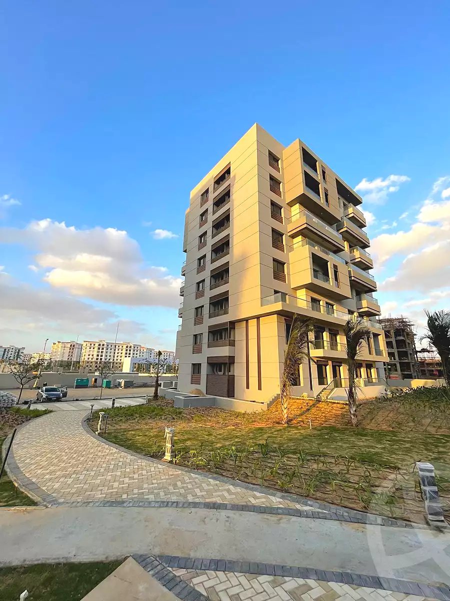 https://aqarmap.com.eg/ar/listing/6902229-for-sale-cairo-new-administrative-capital-mntq-lmstthmryn-blw-fyrt