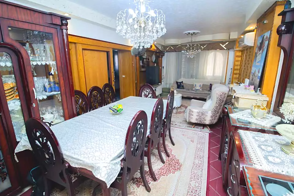 https://aqarmap.com.eg/ar/listing/6902341-for-sale-alexandria-glim-al-azaa-st