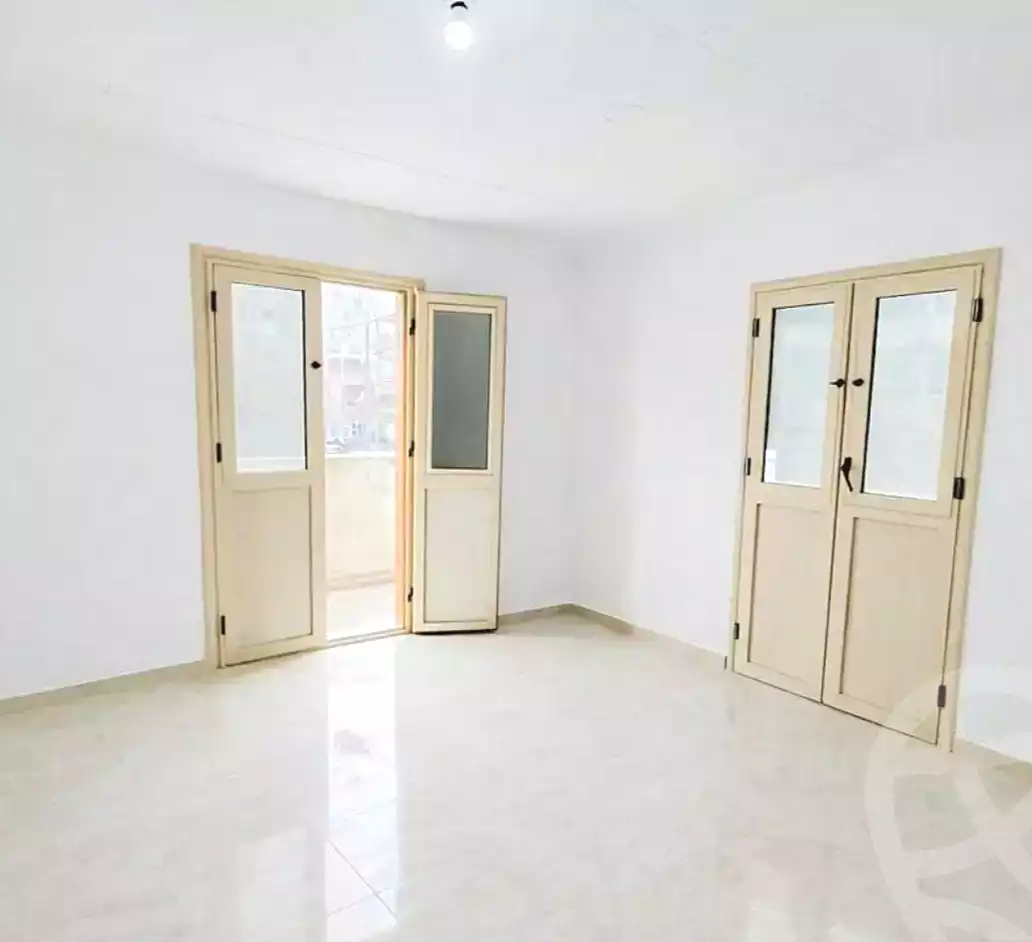 https://aqarmap.com.eg/ar/listing/6903217-for-sale-alexandria-sydy-bshr-sydy-bshr-bhry-shr-mhmwd-l-yswy