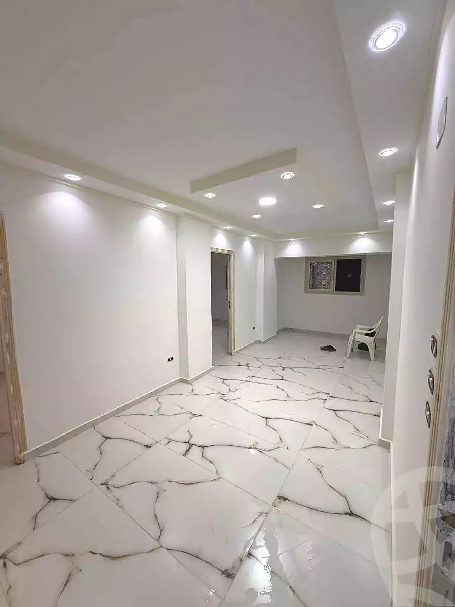 https://aqarmap.com.eg/ar/listing/6903221-for-sale-alexandria-new-miami-street-10