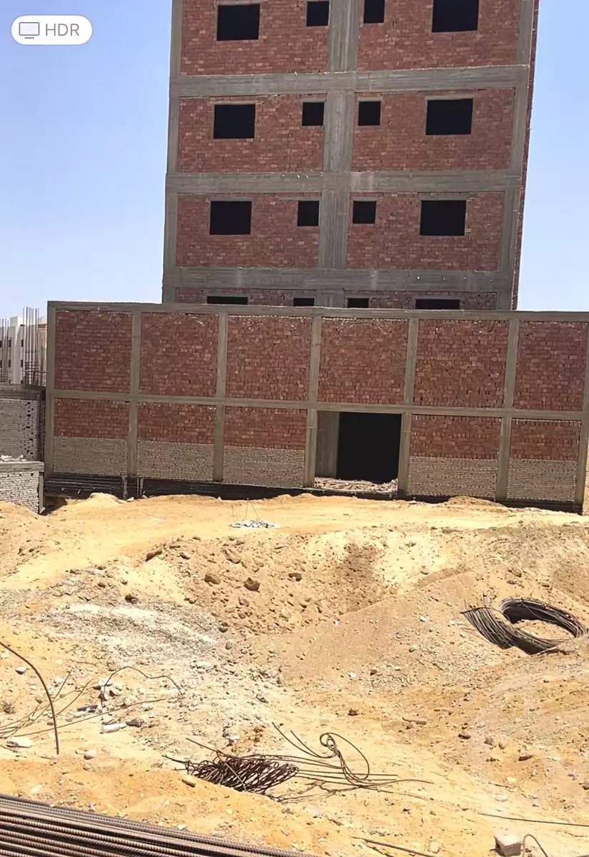 https://aqarmap.com.eg/en/listing/6899142-for-sale-cairo-new-cairo-bait-el-watan-south-suez-road-el-hay-el-takmely