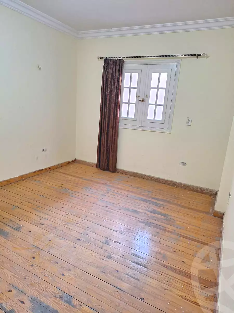 https://aqarmap.com.eg/ar/listing/6903479-for-rent-cairo-6th-of-october-el-ahyaa-neighborhood-4th-neighbourhood-1