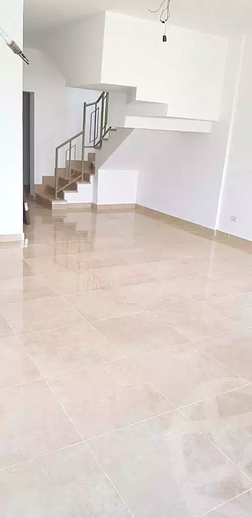 بنتهاوس بـ٣ غرف نوم في فيفث سكوير المراسم، صورة ٣ من ٨