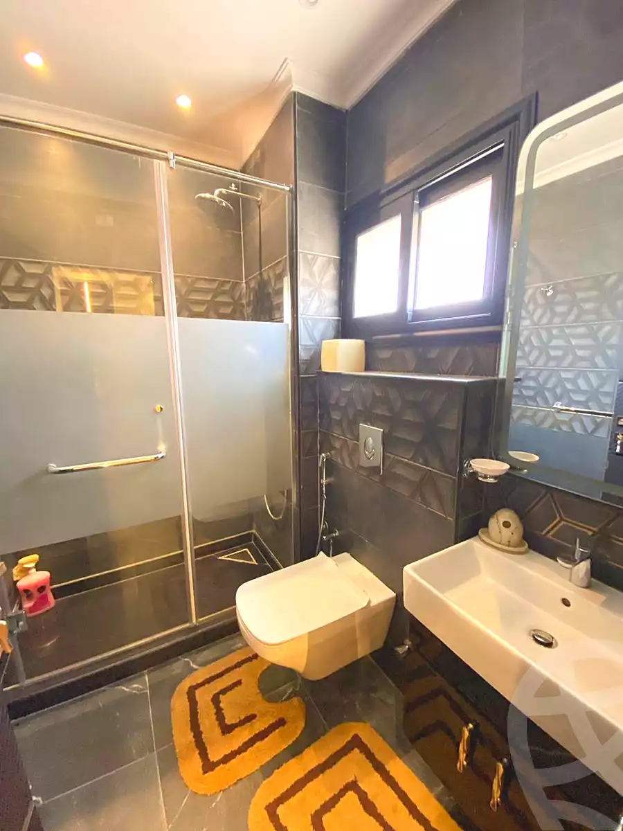 https://aqarmap.com.eg/ar/listing/6904238-for-sale-cairo-new-cairo-compounds-villette-kmbwnd-sky-kwndwz-swdyk-villette
