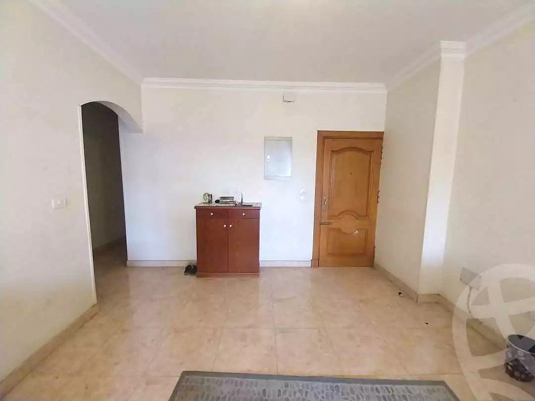 https://aqarmap.com.eg/ar/listing/6904363-for-sale-cairo-shoubra-corniche-el-nile-st