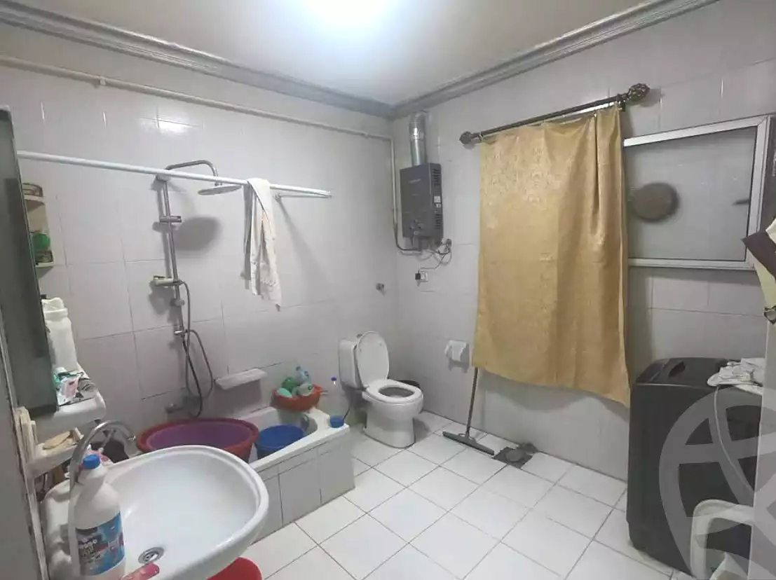 https://aqarmap.com.eg/ar/listing/6904744-for-sale-alexandria-al-agamy-lbytsh-el-hay-st