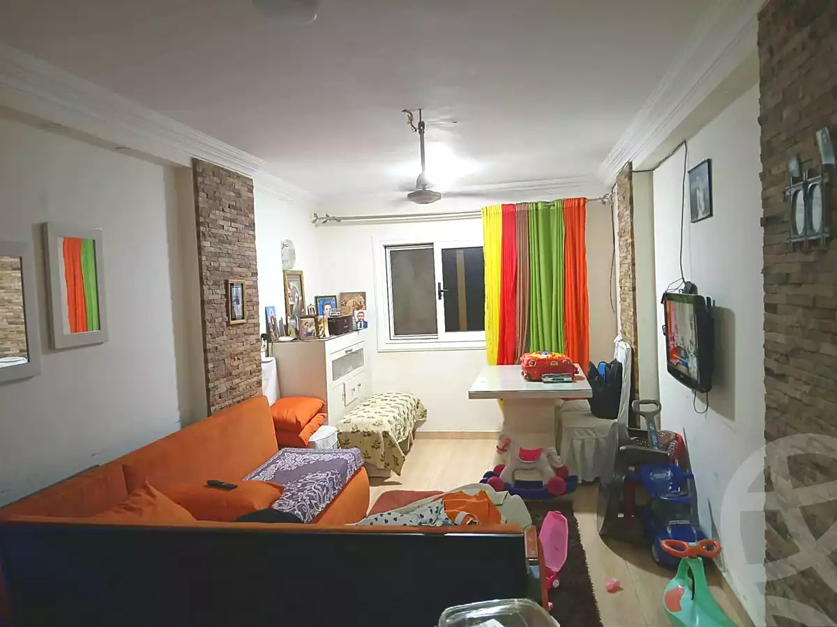 https://aqarmap.com.eg/en/listing/6905267-for-sale-cairo-helwan-el-shareaa-el-sharby-st