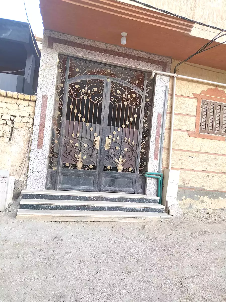https://aqarmap.com.eg/ar/listing/6905422-for-sale-alexandria-al-agamy-lbytsh-el-hanafeya-st