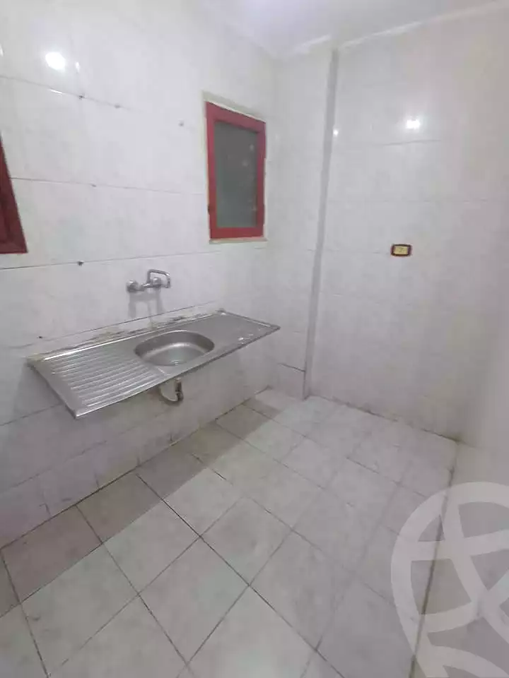 https://aqarmap.com.eg/en/listing/6905516-for-sale-alexandria-sydy-bshr-sydy-bshr-bhry-shr-khld-bn-lwlyd