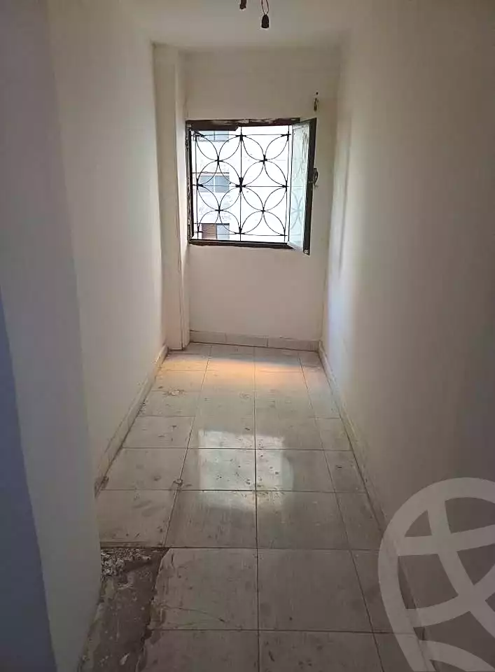 https://aqarmap.com.eg/en/listing/6905516-for-sale-alexandria-sydy-bshr-sydy-bshr-bhry-shr-khld-bn-lwlyd