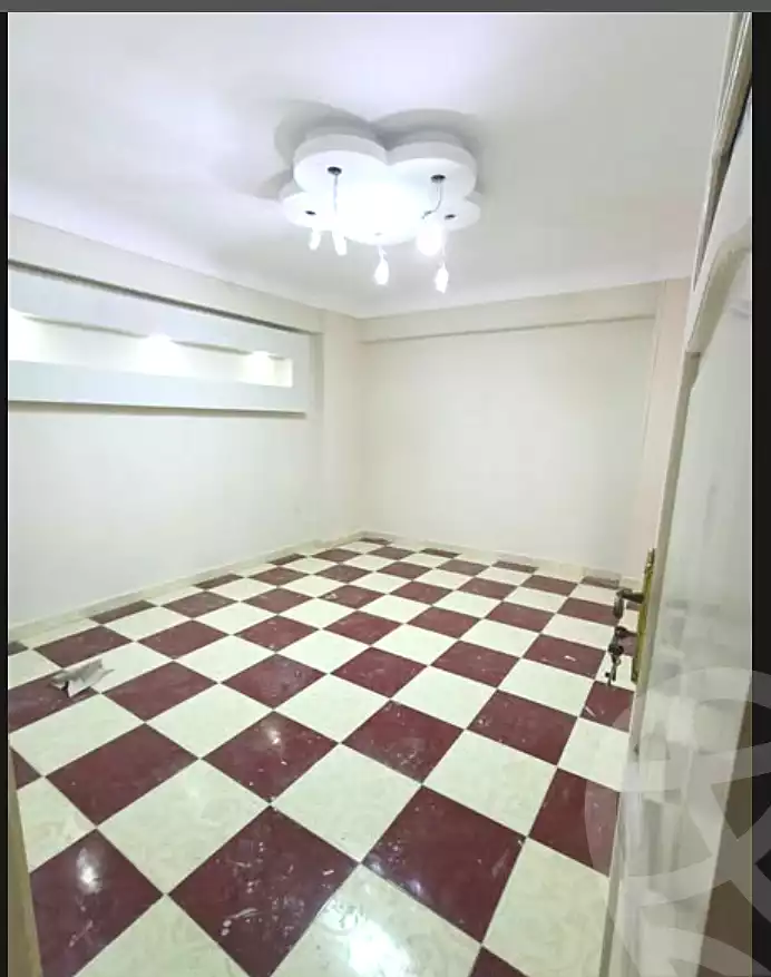 https://aqarmap.com.eg/ar/listing/6905608-for-sale-alexandria-sydy-bshr-sydy-bshr-bhry-ali-hipa-st