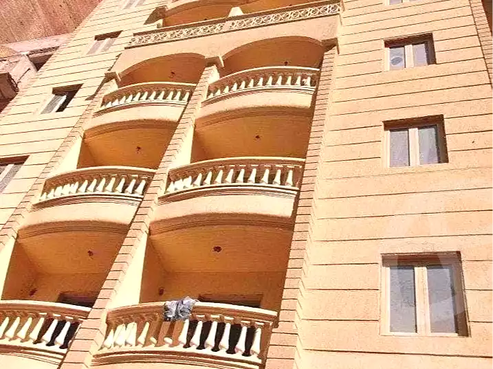 https://aqarmap.com.eg/en/listing/6902361-for-sale-alexandria-al-agamy-el-kilo-21