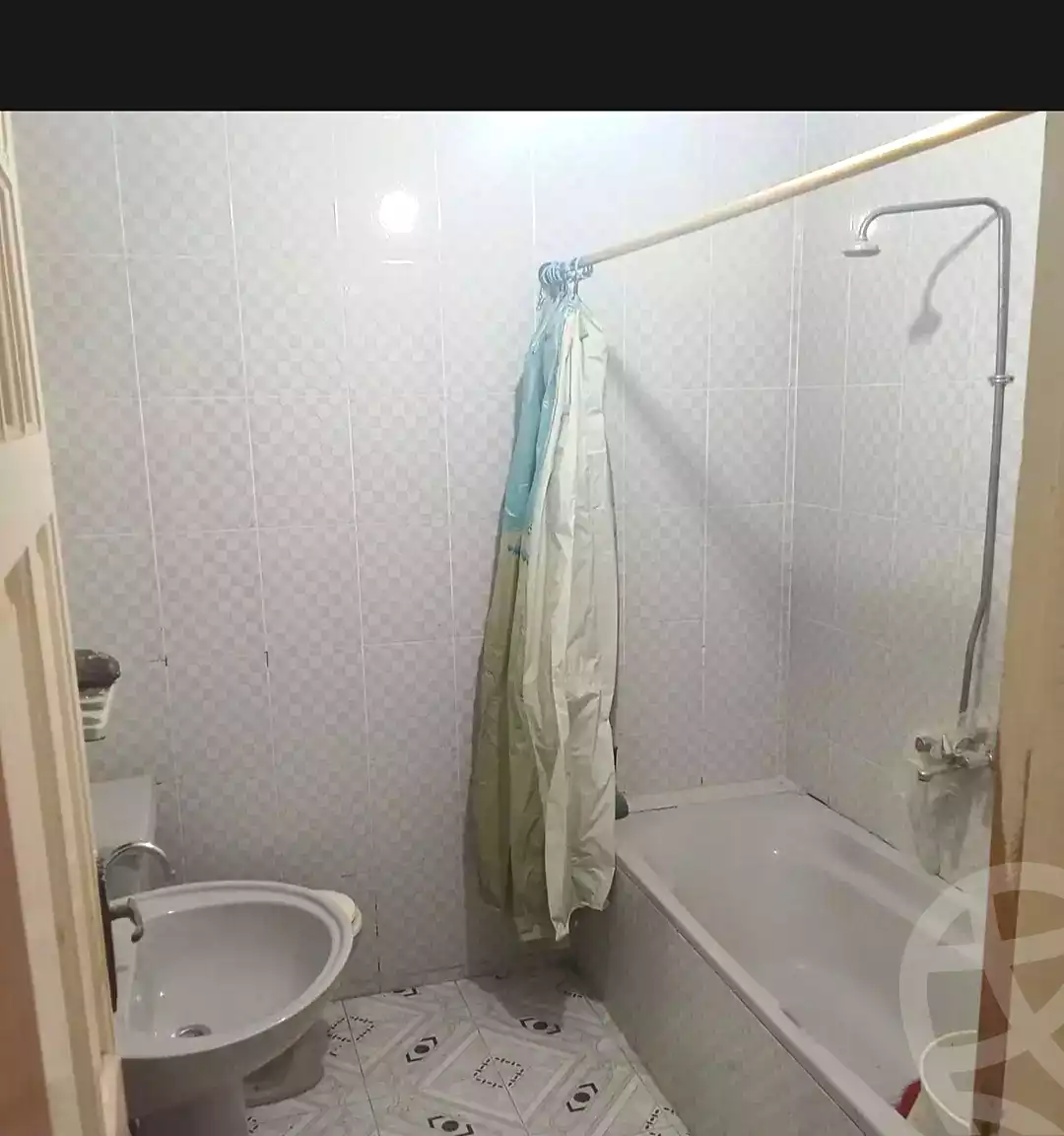 https://aqarmap.com.eg/en/listing/6905696-for-sale-alexandria-al-agamy-el-hanouvel-al-haded-we-al-soulb-st