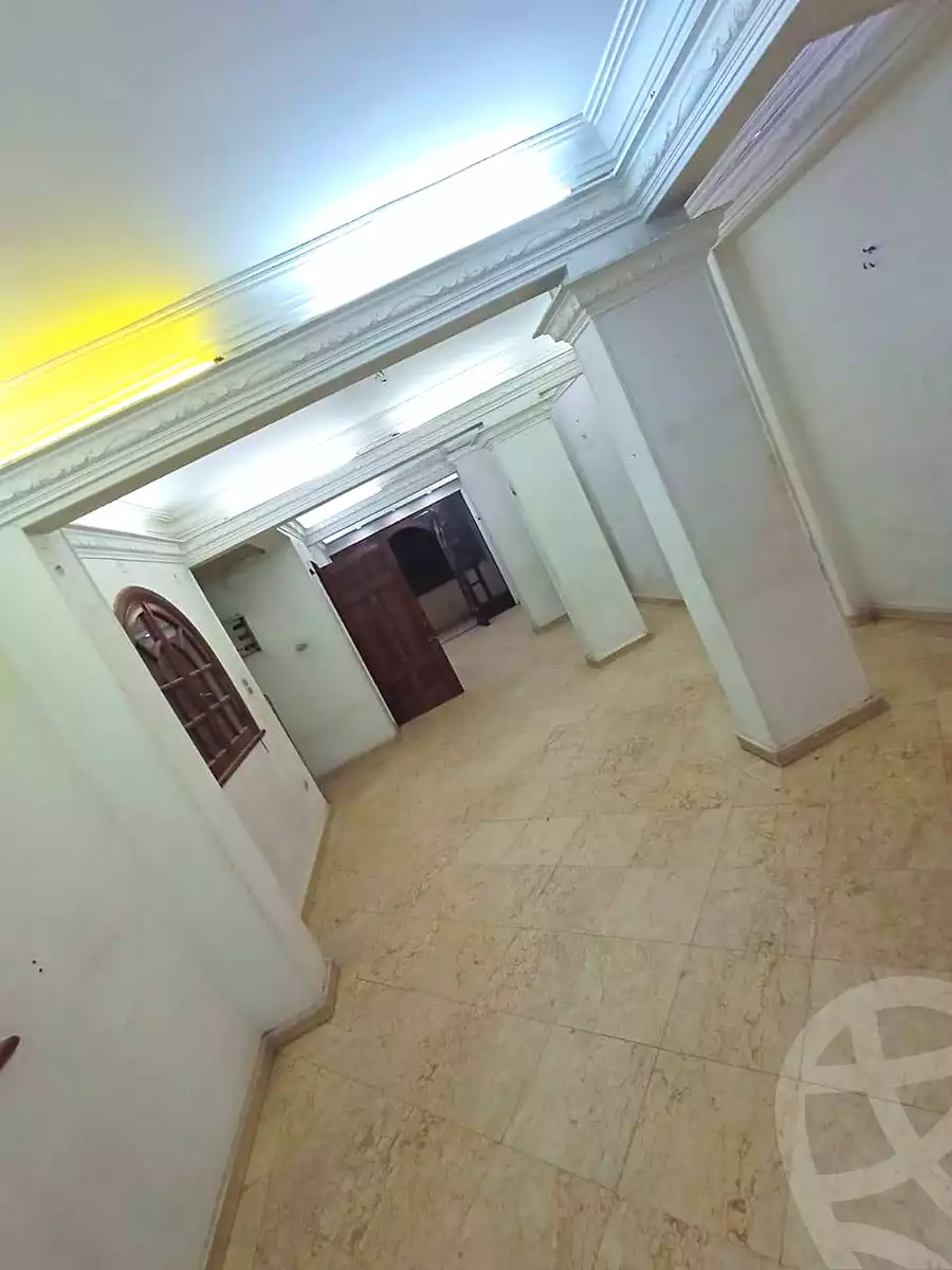 https://aqarmap.com.eg/en/listing/6905787-for-sale-cairo-helwan-helwan-el-sharkeya-thabit-basha-st