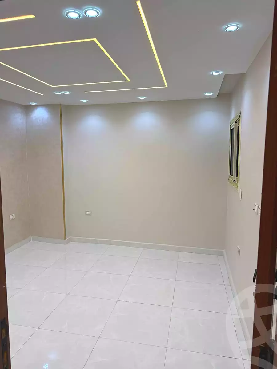 https://aqarmap.com.eg/ar/listing/6905856-for-sale-cairo-el-haram-el-lebeny-soltan-khattab-st