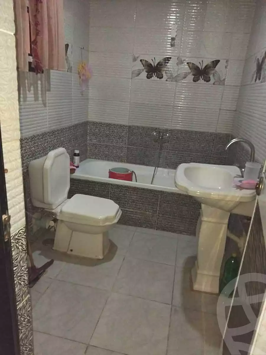 https://aqarmap.com.eg/en/listing/6905916-for-sale-alexandria-al-agamy-bw-ywsf